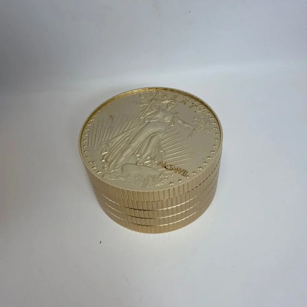 Vintage Bulova B-0671 Gold Coin Travel Alarm Clock Saint-Gaudens MCMVII Boxed